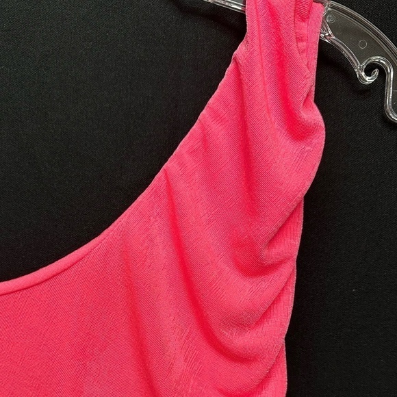 LYANER ONE SHOULDER DRESS - Picture 5 of 12